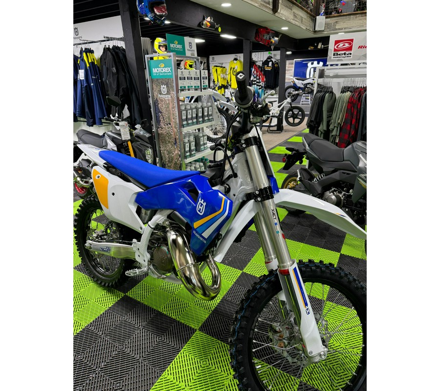 2025 Husqvarna TC Heritage 125