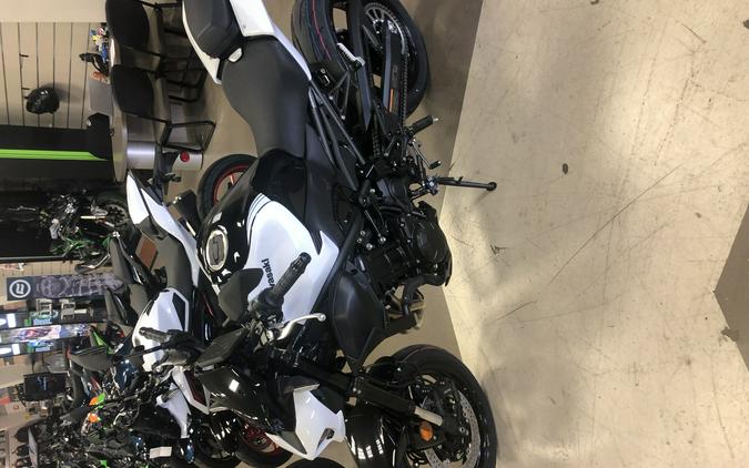 2026 Kawasaki Z900 ABS