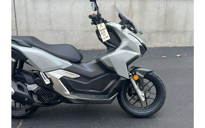 2026 ADV 160 - Honda