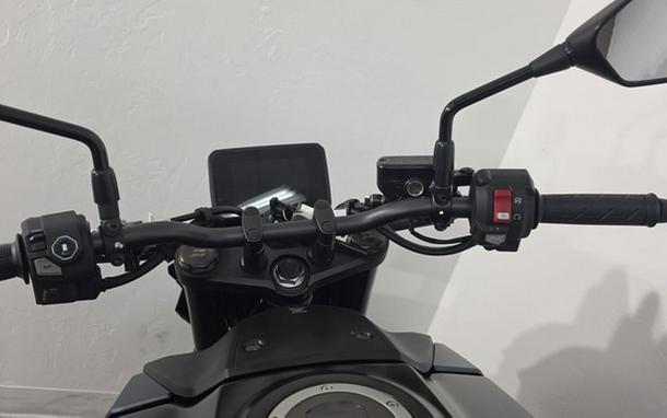 2026 Honda CB750 Hornet E-Clutch