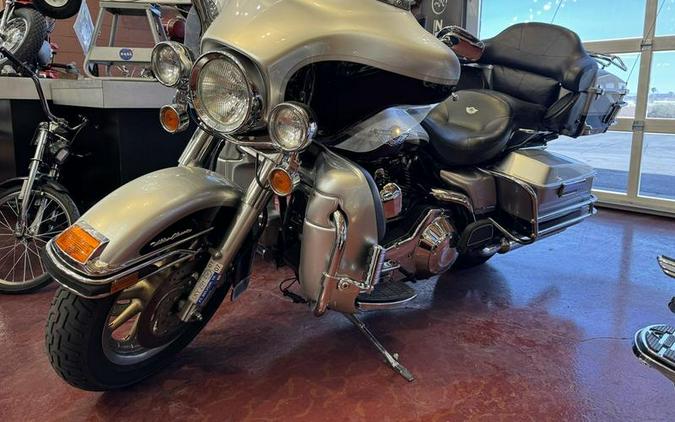 2003 Harley-Davidson® FLHTCUI - Electra Glide® Ultra Classic® Injection