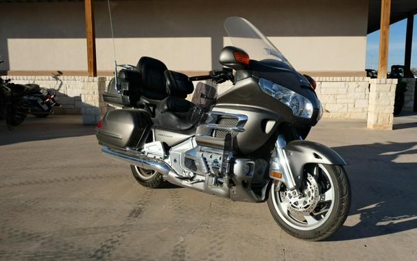 2010 HONDA GOLD WING AUDIO COMFORT