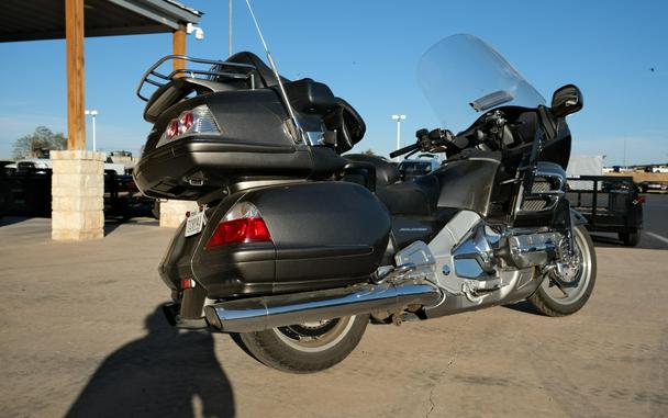 2010 HONDA GOLD WING AUDIO COMFORT
