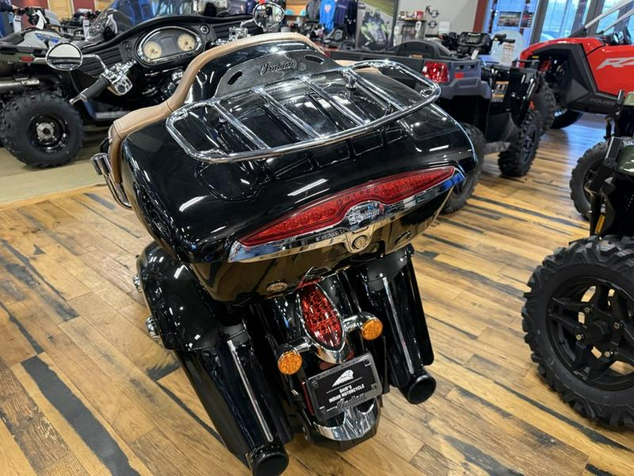 2016 Indian Motorcycle® Roadmaster® Thunder Black