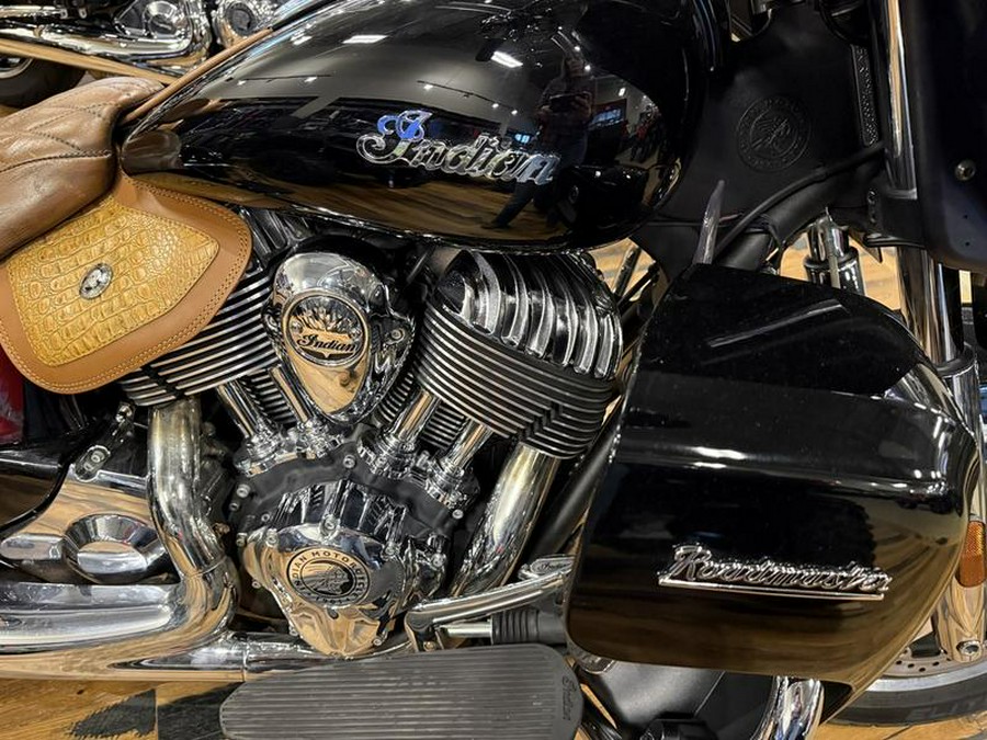 2016 Indian Motorcycle® Roadmaster® Thunder Black