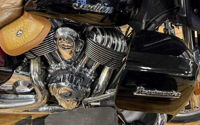 2016 Indian Motorcycle® Roadmaster® Thunder Black