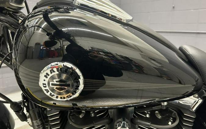 2015 Harley-Davidson® FXSB - Softail® Breakout®