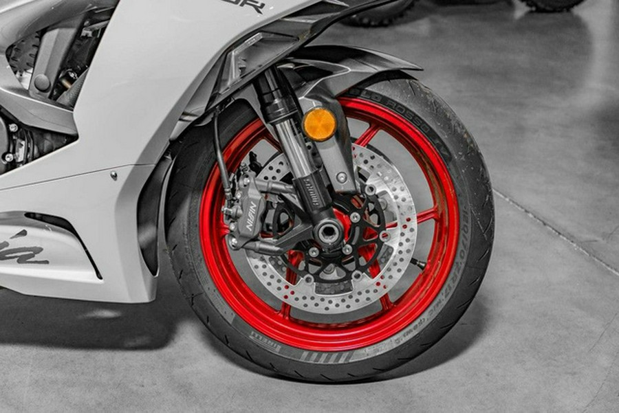 2025 Kawasaki Ninja ZX-6R