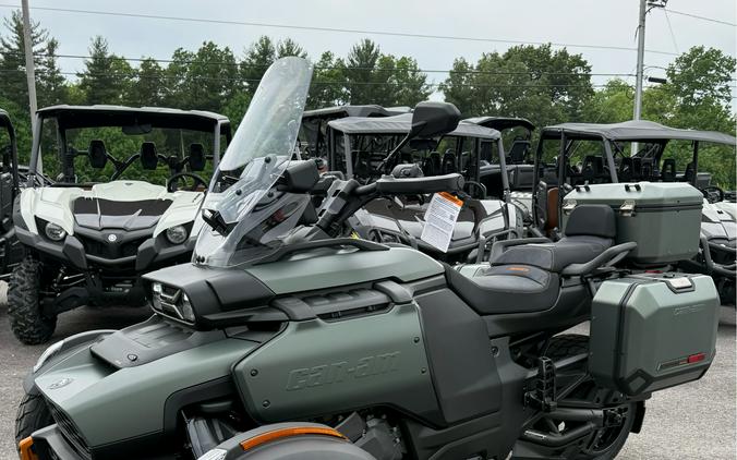 2025 Can-Am Canyon Redrock