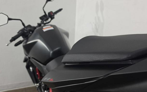 2026 Honda CB750 Hornet E-Clutch
