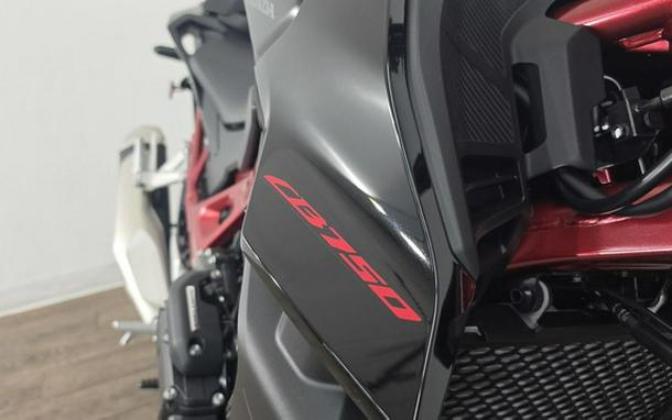 2026 Honda CB750 Hornet E-Clutch