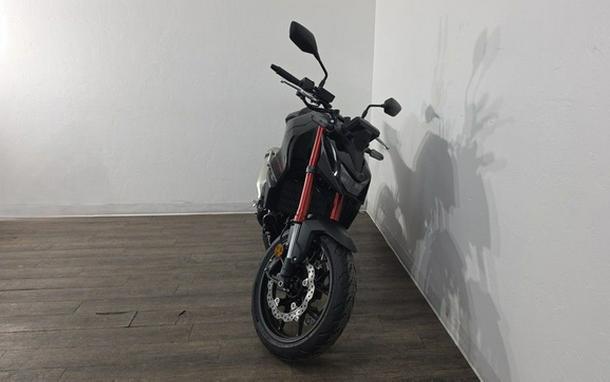 2026 Honda CB750 Hornet E-Clutch