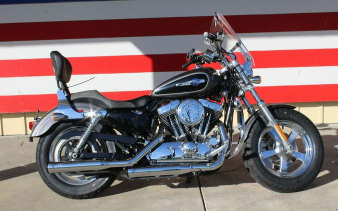 2014 Harley-Davidson® XL1200C - Sportster® 1200 Custom