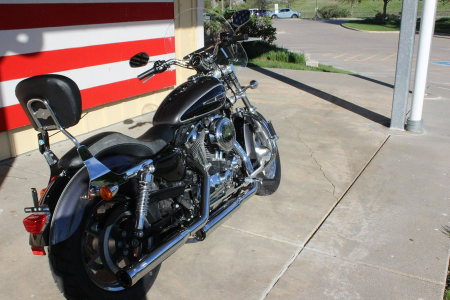 2014 Harley-Davidson® XL1200C - Sportster® 1200 Custom