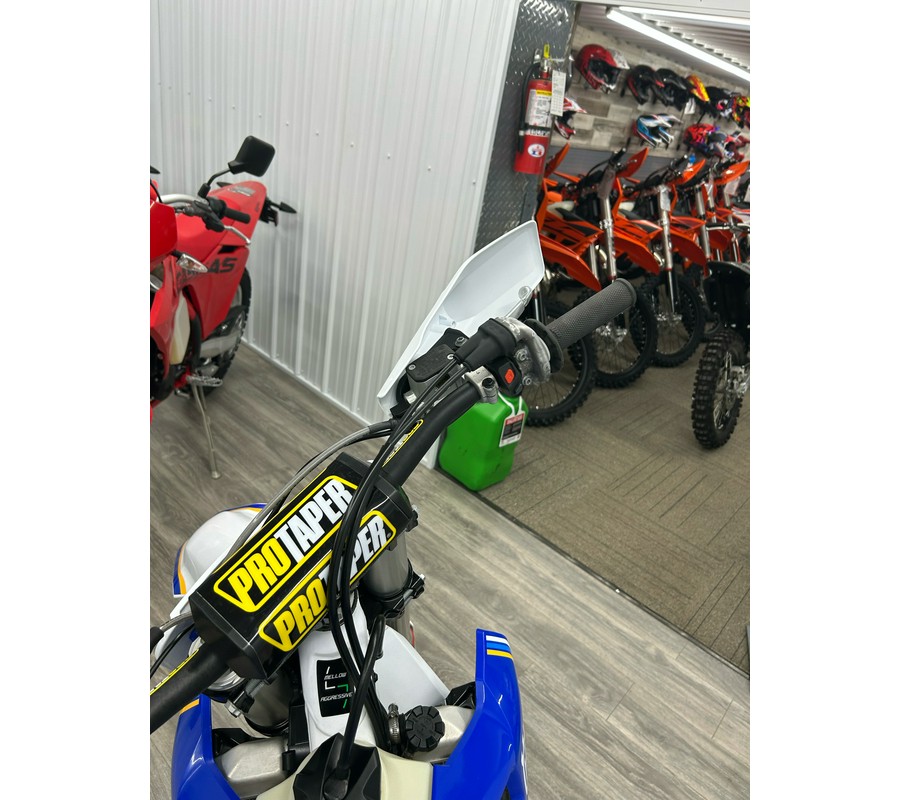 2025 Husqvarna TX Heritage 300