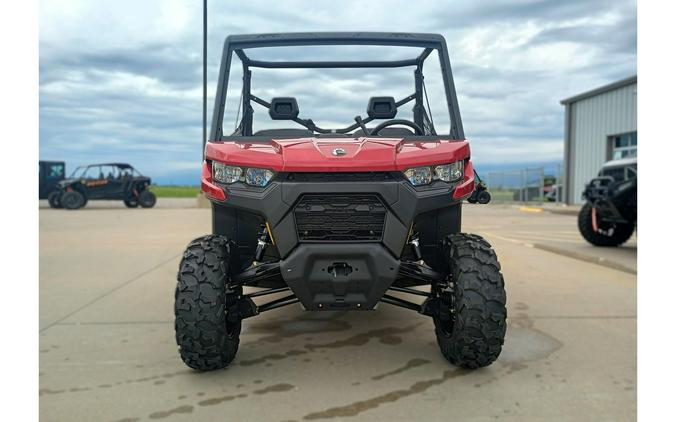 2024 Can-Am Defender DPS HD9 Red & Black