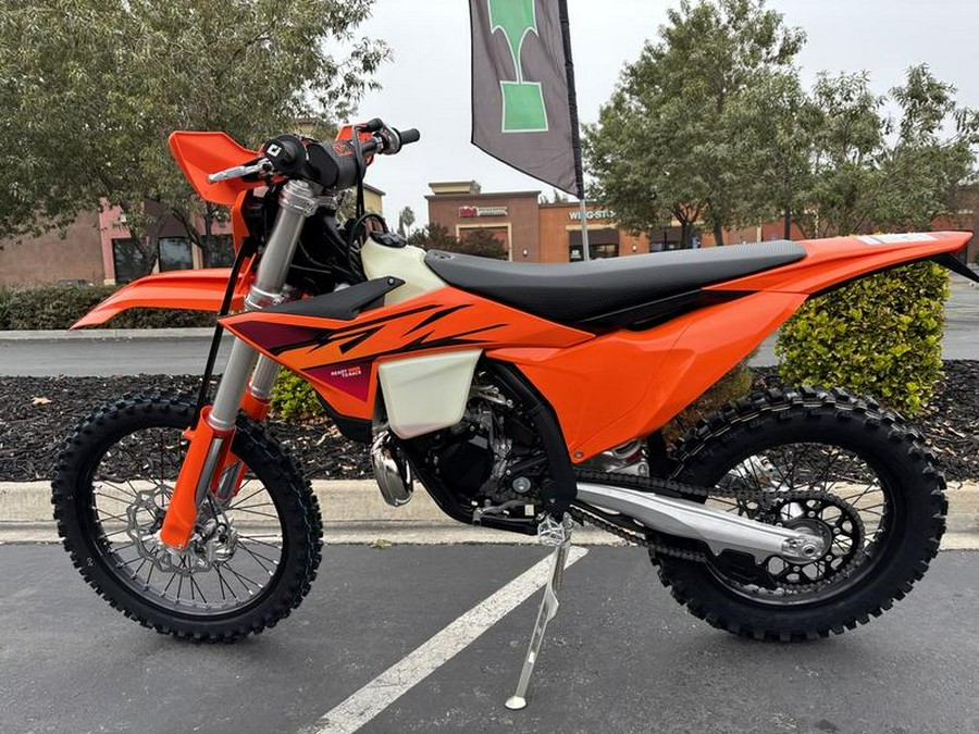 2026 KTM 150 XC-W