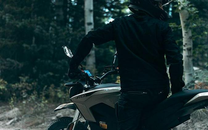 2024 Zero™ Motorcycles DS