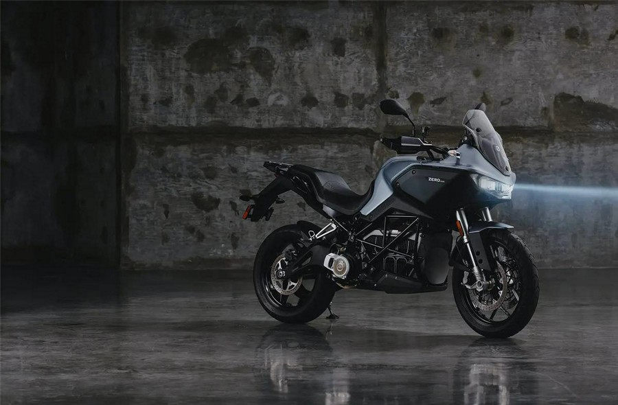 2024 Zero™ Motorcycles DS