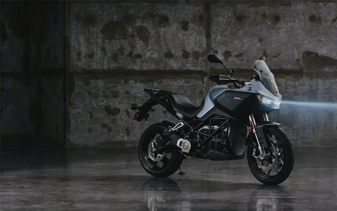 2024 Zero™ Motorcycles DS