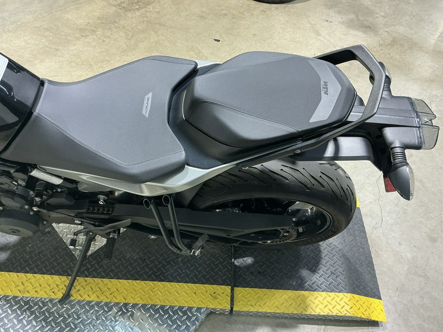 2019 KTM 790 Duke