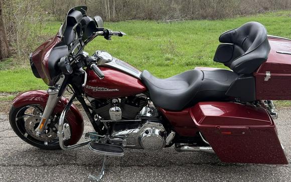 2009 Harley-Davidson® FLHX - Street Glide®