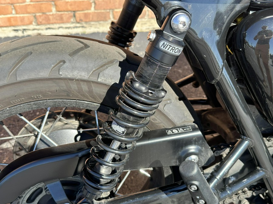 2023 Triumph Bonneville T120 Black
