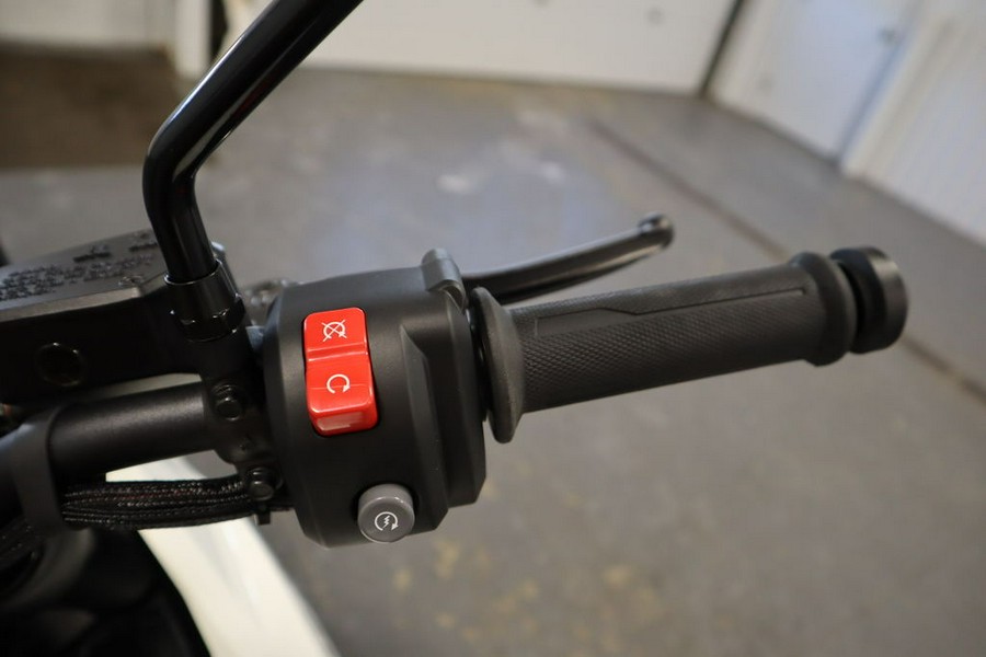 2025 Can-Am® Origin White