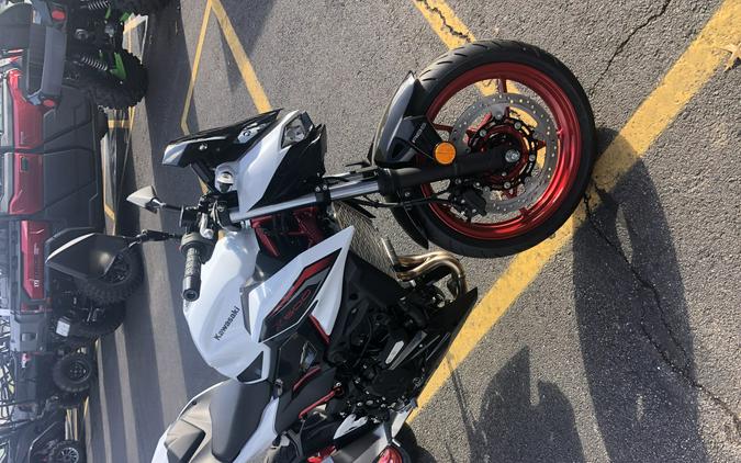 2026 Kawasaki Z500 SE ABS