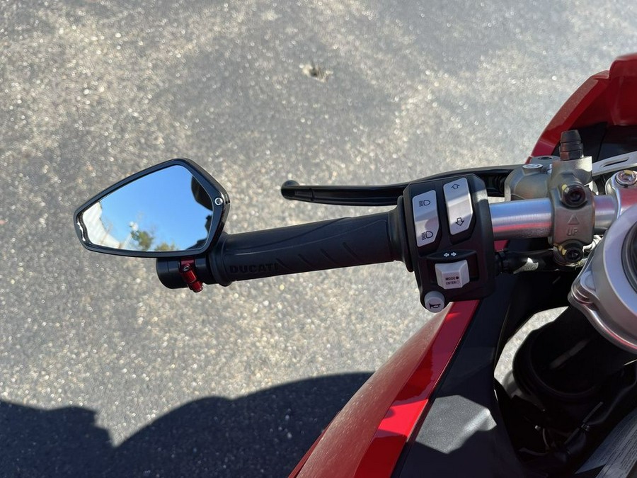 2023 Ducati Panigale V2 Ducati Red