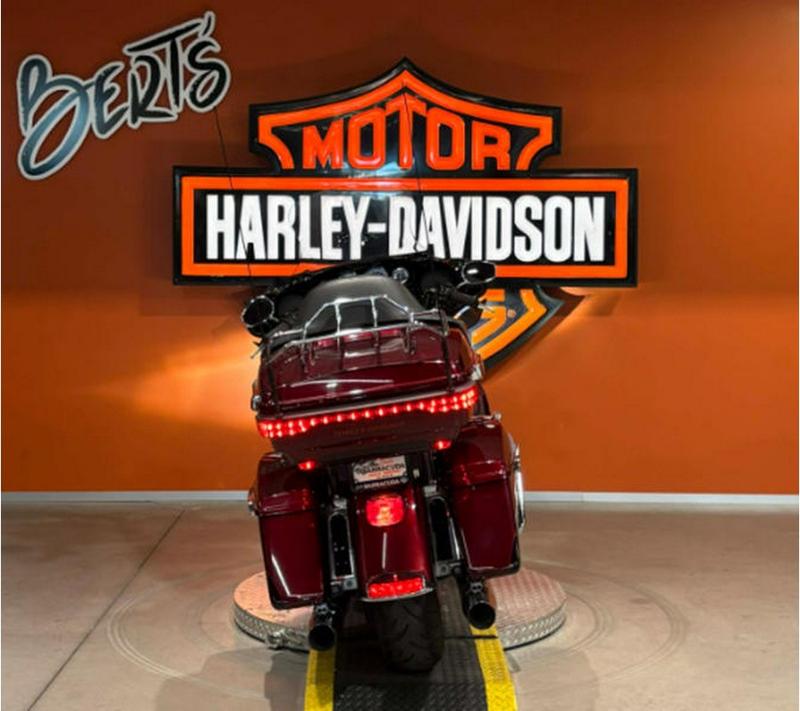 2015 Harley-Davidson® FLHTCUL - Electra Glide® Ultra Classic® Low