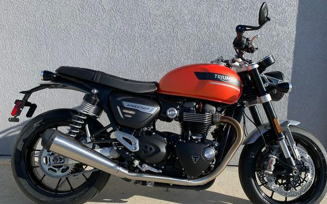 2023 Triumph Speed Twin 1200 Matte Baja Orange