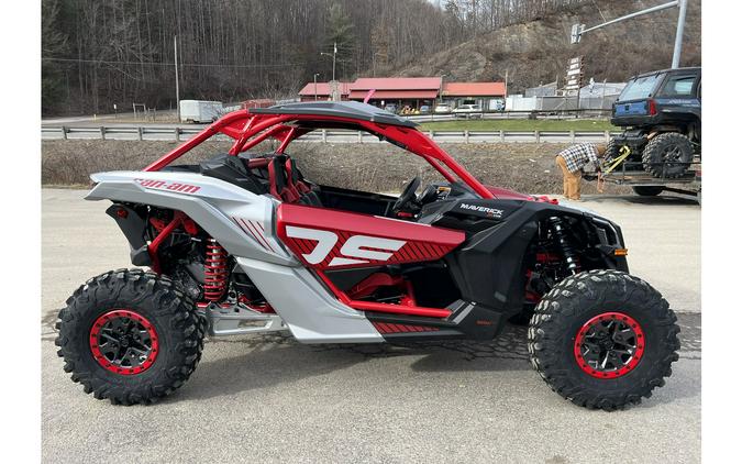 2024 Can-Am MAVERICK X3 XDS TURBO RR