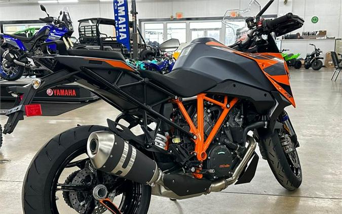 2023 KTM Super Duke 1290 GT