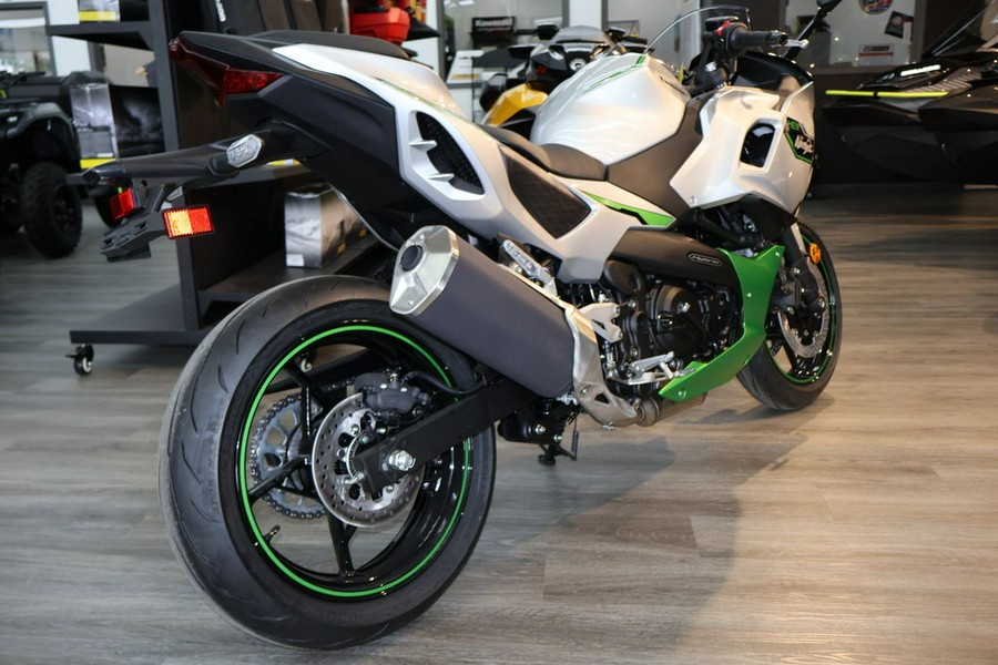 2024 Kawasaki Ninja® 7 Hybrid ABS