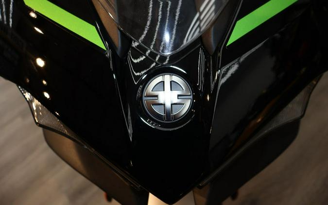 2024 Kawasaki Ninja® 7 Hybrid ABS