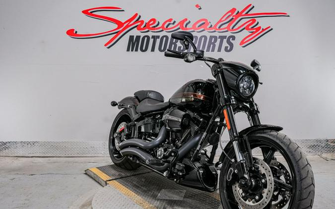 2017 Harley-Davidson CVO™ Pro Street Breakout®