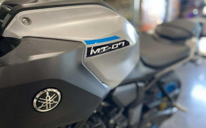 2025 Yamaha MT 07