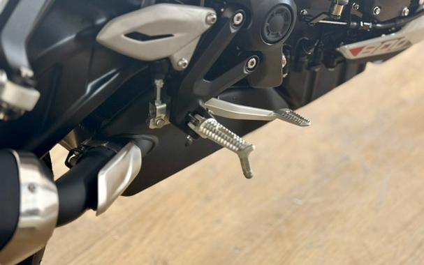 2026 Triumph Trident 800