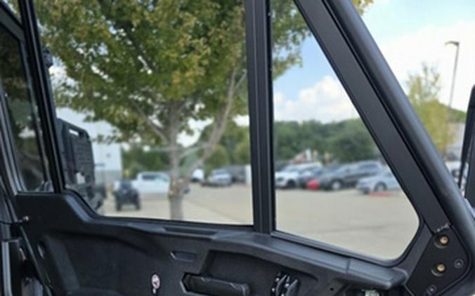 2027 Can-Am Defender XU MAX LONE STAR CAB HD11