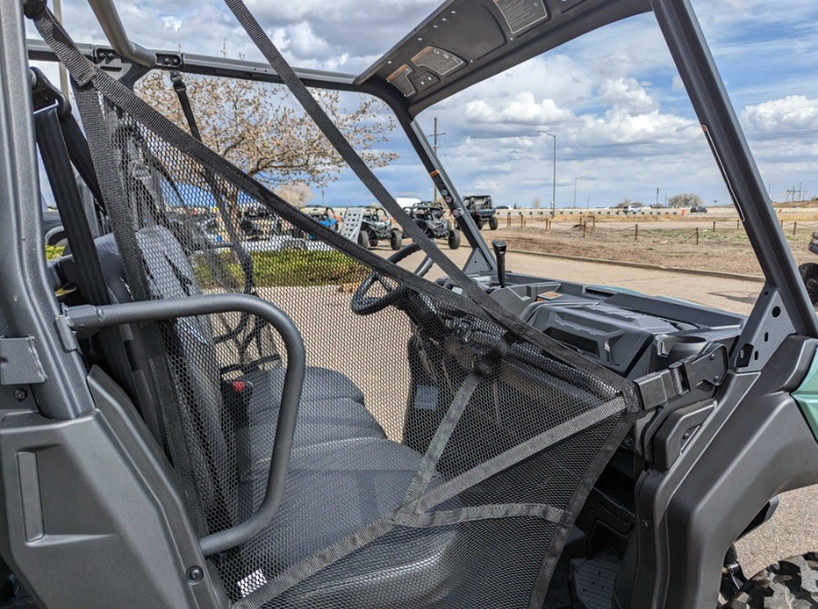 2023 Can-Am Defender MAX DPS HD9