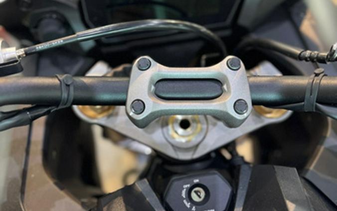 2026 Suzuki GSX-S 1000GT+ CA