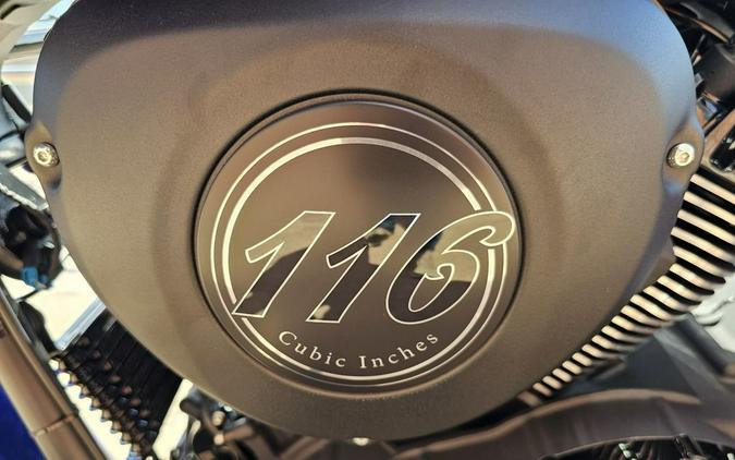 2026 Indian Motorcycle® Chieftain® Dark Horse® with PowerBand Audio Package