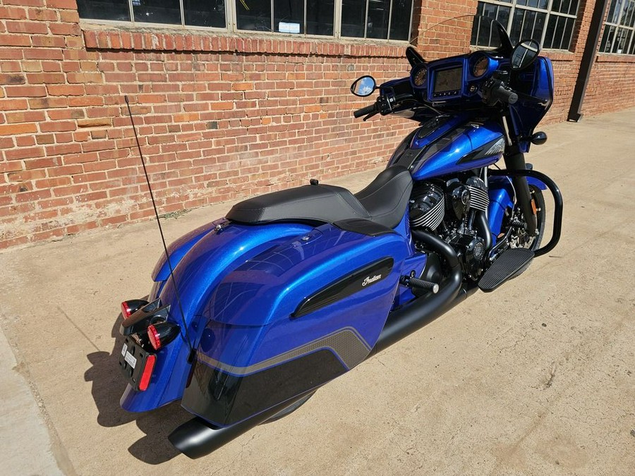 2026 Indian Motorcycle® Chieftain® Dark Horse® with PowerBand Audio Package