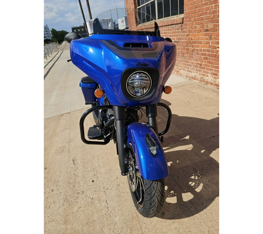 2026 Indian Motorcycle® Chieftain® Dark Horse® with PowerBand Audio Package