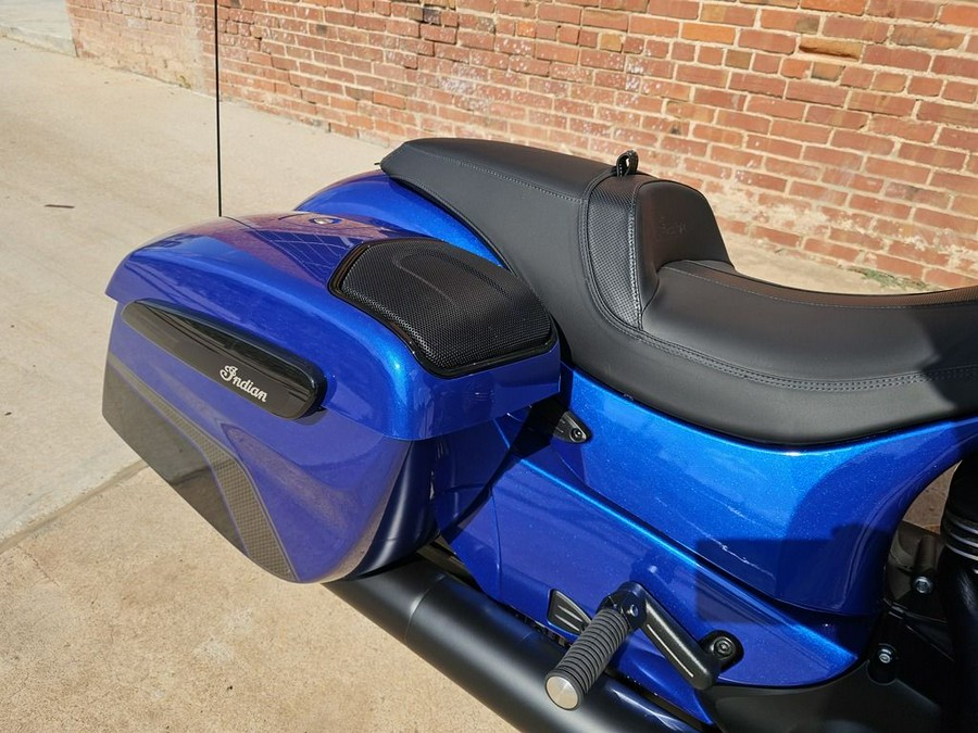 2026 Indian Motorcycle® Chieftain® Dark Horse® with PowerBand Audio Package