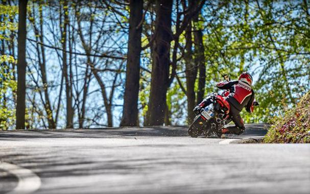 2016 Ducati Monster 1200 S