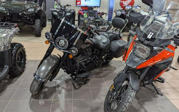 Used 2018 HARLEY SOFTAIL HERITAGE CLASSIC