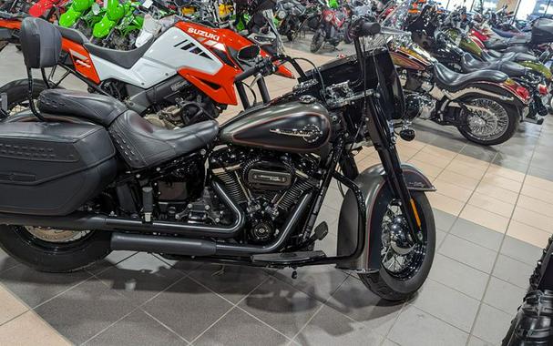 Used 2018 HARLEY SOFTAIL HERITAGE CLASSIC