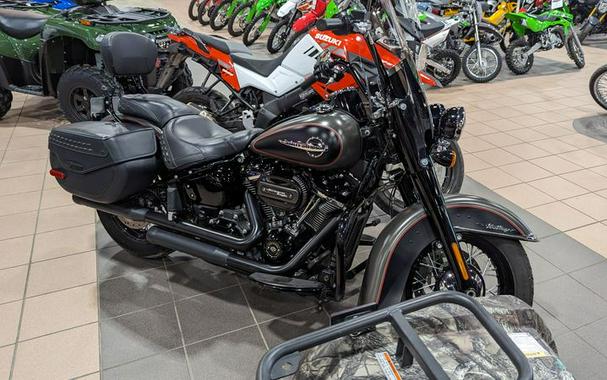 Used 2018 HARLEY SOFTAIL HERITAGE CLASSIC